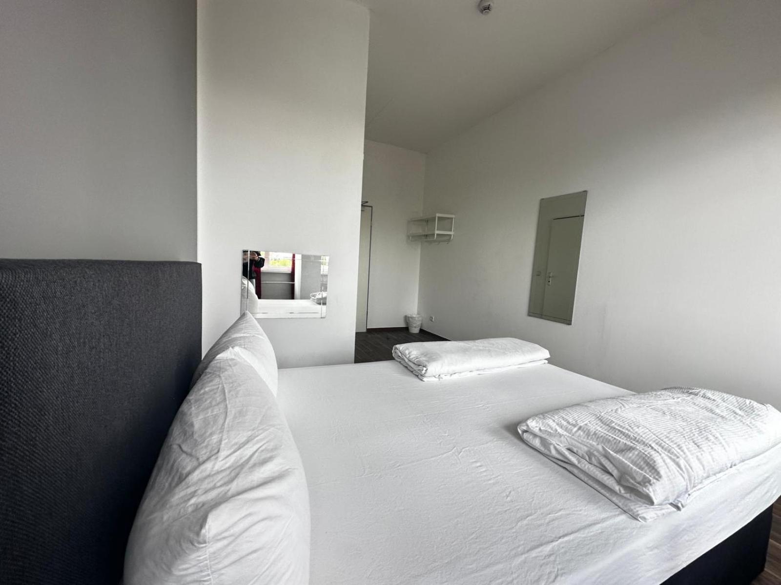 Ootel.Com Berlin Dış mekan fotoğraf